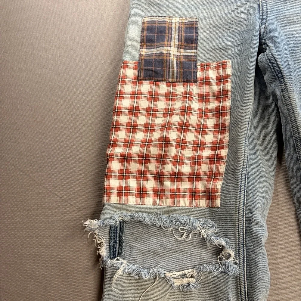 Hollister Ultra High Rise Dad Jeans 26 Plaid Patch Distressed Wide Leg Boho